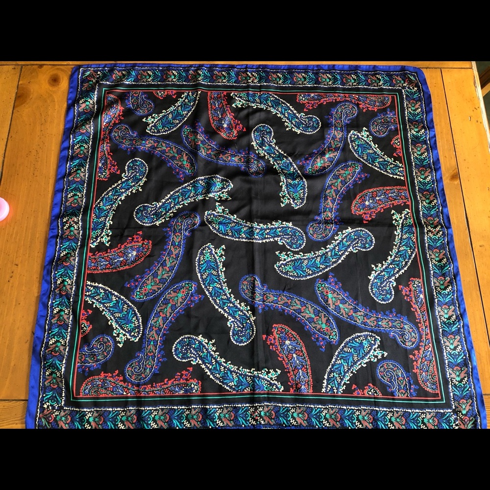 Square Scarf